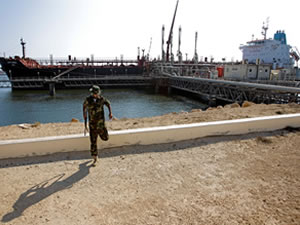 Libya’daki iki petrol limanında daha çalışmalar durduruldu