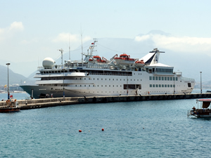 M/S Orient Queen, ikinci kez Alanya'ya yanaştı