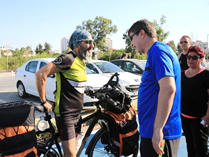 Menderes Türel, konyaaltı Sahili'ni denetledi
