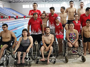Bedensel engelli milli yüzücüler Rize'de güç depoluyor