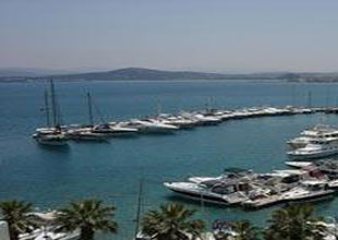2011'de Çeşme Limanı'na yat girişi arttı