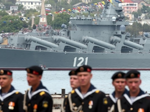 Rusya, Kırım'a 6 askeri gemi daha gönderiyor