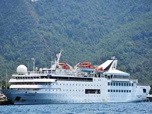 M/S Orient Queen, 164 yolcusuyla Marmaris'e demirledi