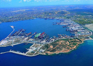 Tuzla'da tersane için deniz dolduruluyor