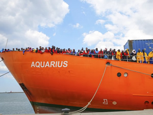 Cebelitarık, arama kurtarma gemisi Aquarius'un iznini iptal edecek