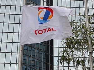Fransız enerji şirketi Total, İran'dan resmen çekildi