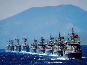 Deniz Kuvvetleri ülkenin her kıyısında devriye geziyor