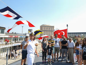 TCG Sancaktar ve TCG Büyükada'ya yoğun ilgi