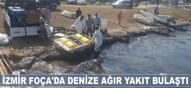 Foça'da denize 'ağır yakıt' bulaştı