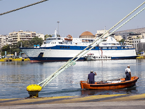 Yunanistan'da denizciler greve gitti, seferler durdu
