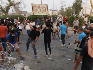 Basra'daki olaylar nedeniyle Irak'ın en büyük limanı kapatıldı