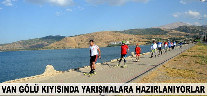Van Gölü kıyısında yarışmalara hazırlanıyorlar