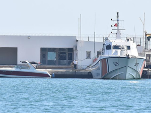 Bodrum'da göçmenlerin bulunduğu lastik bot battı!