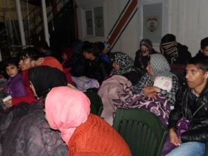 Sahil Güvenlik ekipleri, Ayvacık’ta 69 kaçak göçmen yakaladı