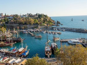 Antalya'da turizm gelirinin yüzde 20'si denizden kazanılıyor