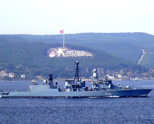 'FGS Lubeck' isimli Alman savaş gemisi, Çanakkale Boğazı'ndan geçti