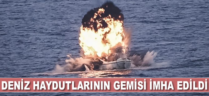 Somali’de deniz haydutlarının gemisi imha edildi