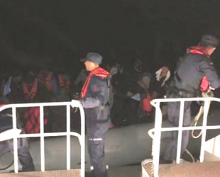 Dikili ve Seferihisar'da 111 kaçak göçmen yakalandı
