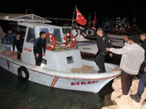 Mersin’de düzensiz göçmenleri taşıyan tekne battı