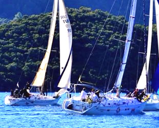 Marmaris’te yelkenli yat yarışları başladı