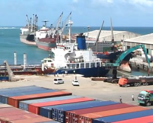 Albayrak Grubu, Mogadişu Limanı’nda yeni bir römorkörü hizmete sundu