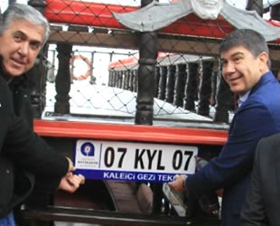 Antalya'da tur tekneleri plakayla tescillendi