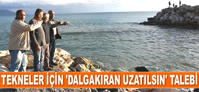 Kumluca’da tekneler için ‘dalgakıran uzatılsın’ talebi