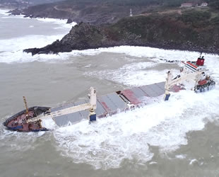 M/V Natalia isimli genel kargo gemisini kurtarma çalışmaları ertelendi