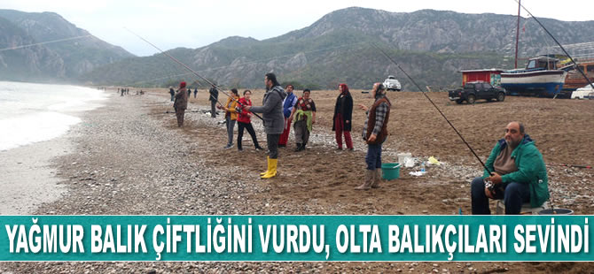 Kemer’de şiddetli yağmur balık çiftliğini vurdu, olta balıkçıları sevindi