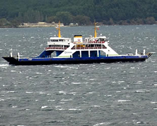 Kuzey Ege'de feribot seferleri fırtına nedeniyle durduruldu
