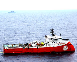 Doğu Akdeniz’de sondaj çalışmaları sürüyor