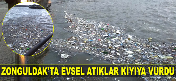 Zonguldak'ta evsel atıklar kıyıya vurdu