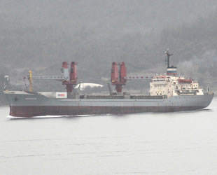 Türk yapımı, Rus askeri kargo gemisi Boğaz’dan geçti