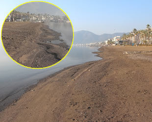 Marmaris'te denizin 20 metre çekilmesi paniğe neden oldu