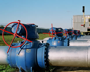 Gazprom, Avrupa'ya rubleyle ilk kez doğalgaz sattı
