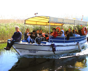 Akyaka’da tekne sezonu erken başladı