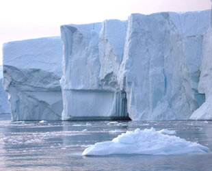 ABD, Çin ve Rusya'ya karşı yeni buzul stratejisi hazırlıyor