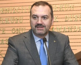 Tamer Kıran, Çanakkale Deniz Zaferi’nin 104. yıldönümünü kutladı