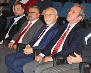 DEÜ Denizcilik Fakültesi, 'Çanakkale' konferansı düzenledi