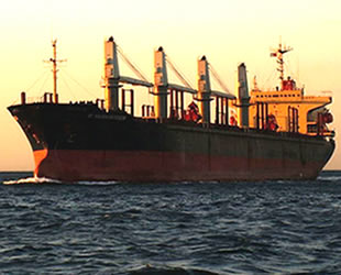 Panama, İran’a ait 60 adet tankeri ülke sicilinden çıkardı