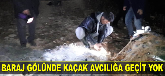 Altınapa Baraj Gölü'nde 3 bin metre ağ ele geçirildi