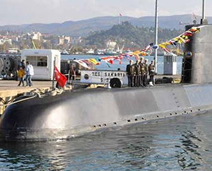 TCG Sakarya Denizaltısı, KKTC'de ziyarete açıldı