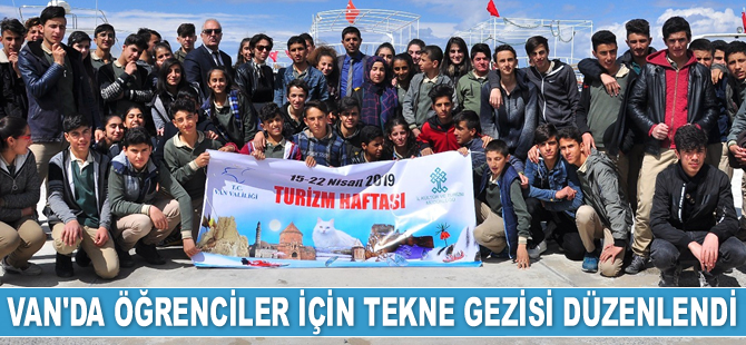 Van'da öğrencilere tekne gezisi düzenlendi