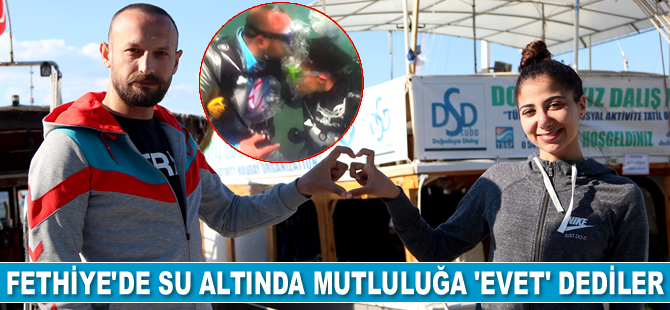Fethiye’de su altında mutluluğa ‘Evet’ dediler