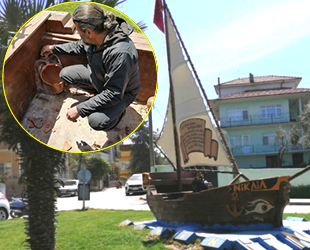 İznik’te ilçenin simgesi antik tekne tahrip edildi, çapaları çalındı