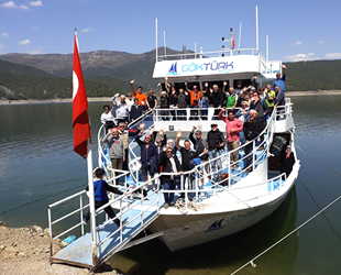 İtalyan turistler, Şahinkaya Kanyonu'na hayran kaldı