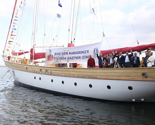 STS Bodrum okul gemisi, İzmir’den Çanakkale'ye uğurlandı