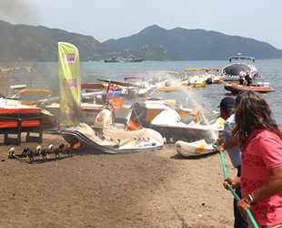 Marmaris’te su sporları merkezini ateşe verdiler