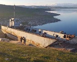 Atıl durumdaki donanma gemisinin onarımı için çalışma başlatıldı
