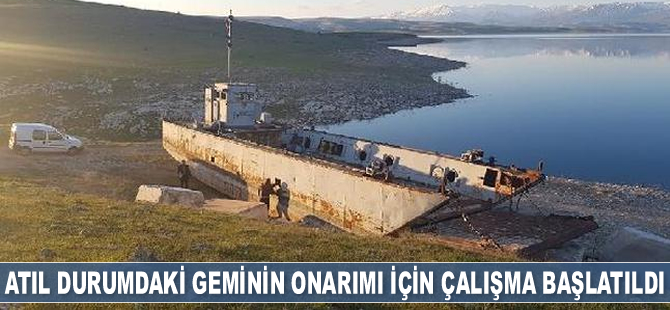 Atıl durumdaki donanma gemisinin onarımı için çalışma başlatıldı